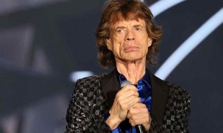 Rolling Stones suspenden su gira por EEUU y Canadá porque Jagger está enfermo.
