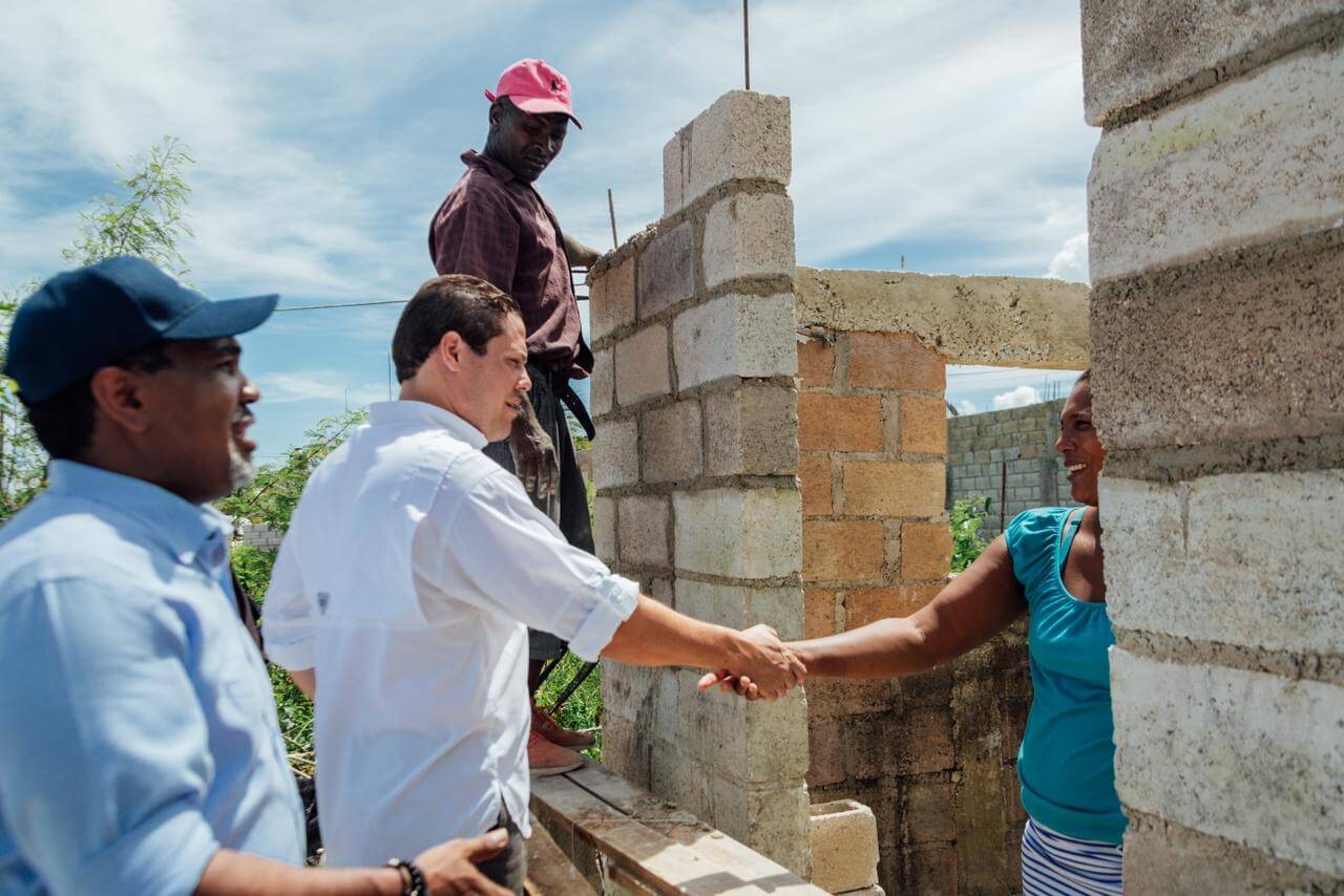 MIVED continúa labor de asistencia a comunidades afectadas por huracán Fiona