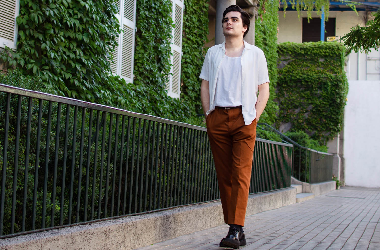 La bailable melancolía de Estación Cinema con "Volver a Encontrar"