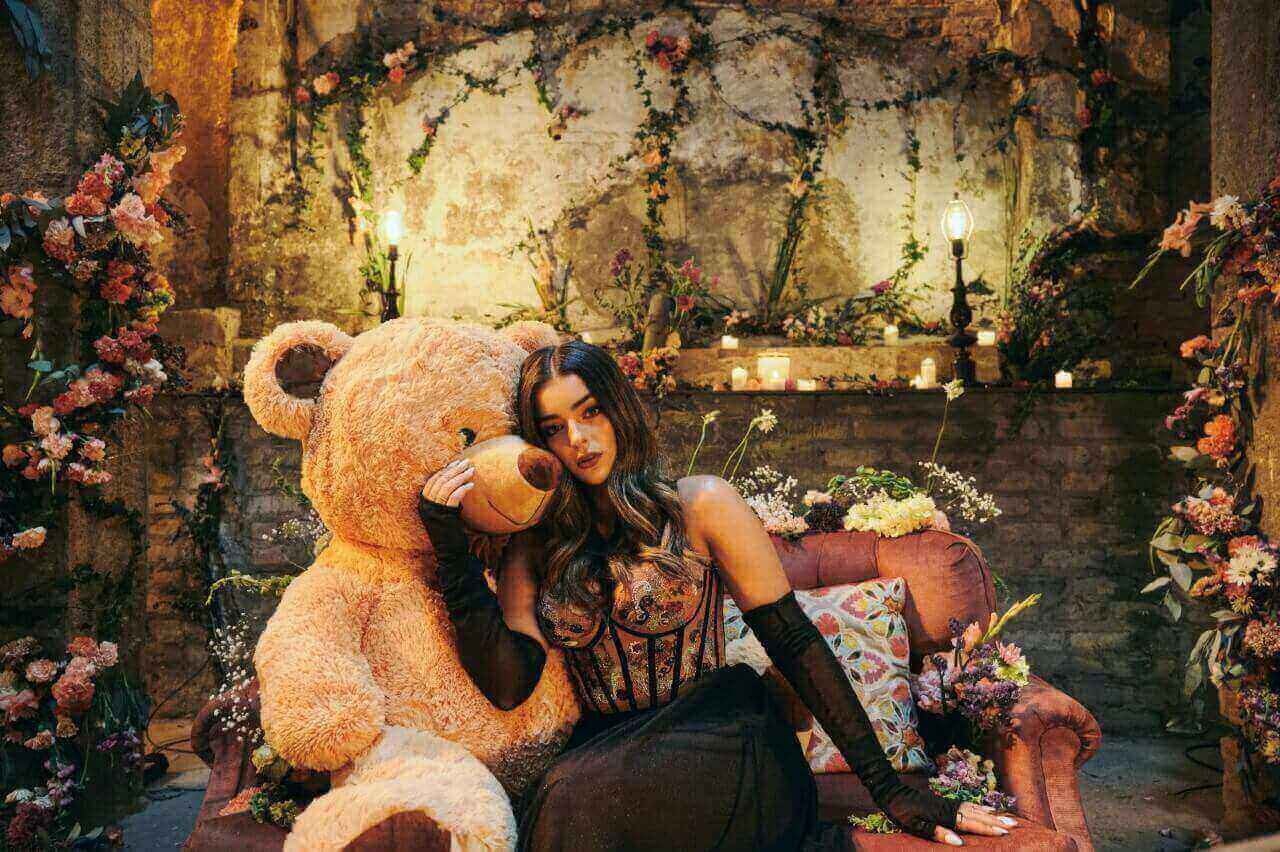 "Claramente", un lado más romántico y sentimental de la cantante ADRI