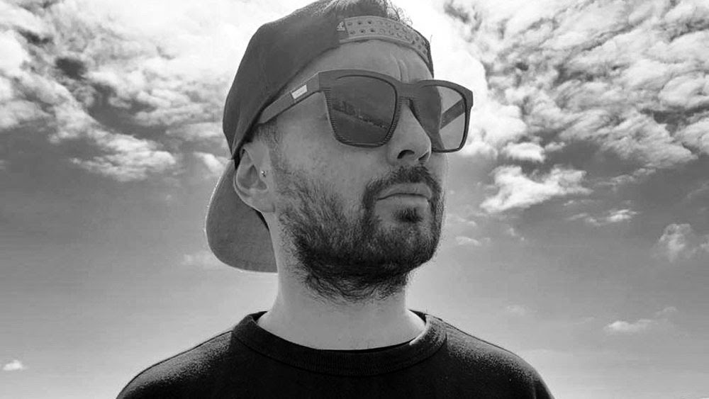 Akademiko presenta "Endemia", su primer álbum solista