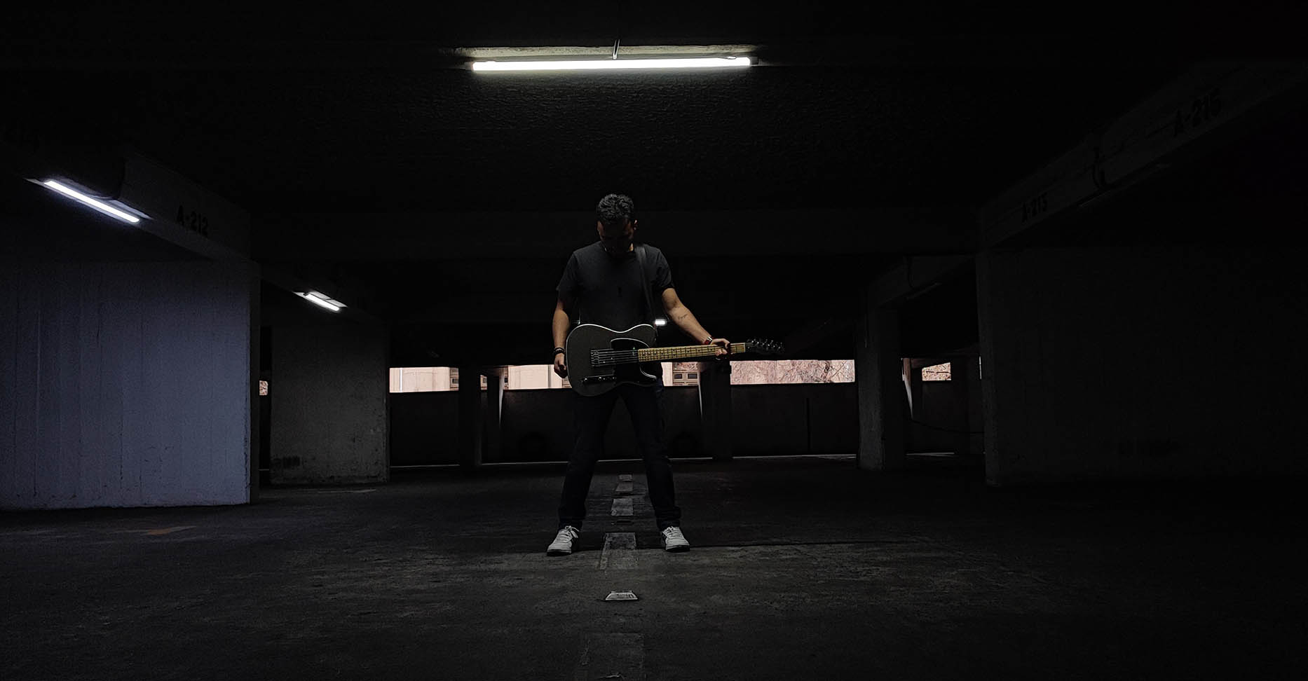 RAVCO presenta "Sobreviviendo"