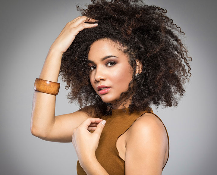 Dominicana Wendy Regalado en video de Daddy Yankee