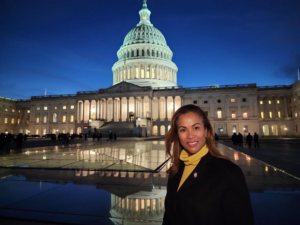 Cirujana Yily de los Santos invitada especial en "Dominicanos en el Capitolio"
