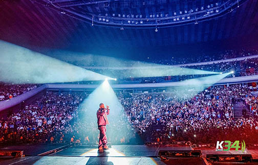 Manuel Turizo logra un lleno total en el imponente Auditorio Nacional de la Ciudad de México
