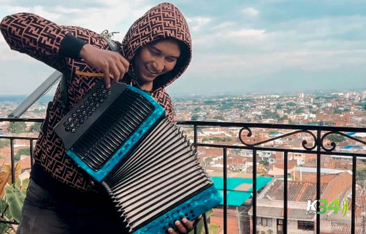 “LA PROTAGONISTA” Llega de la mano de Alex Reales