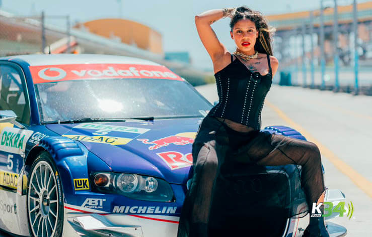 ¡Tokischa se luce! en el torneo N16 Racing Celebrity E-Sports de la Red Bull