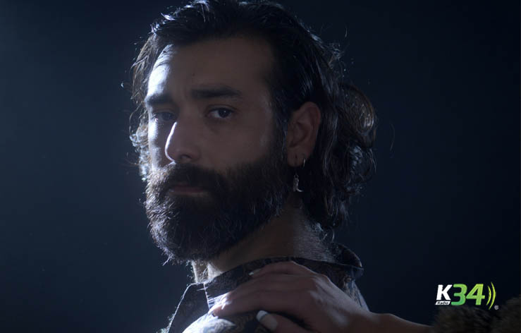 Con una propuesta narrativa, Tom Pepper presenta su nuevo videoclip "Combustión"