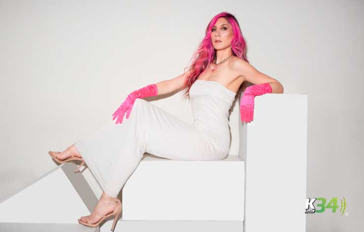 JADE sorprende con un single "PODEROSA"