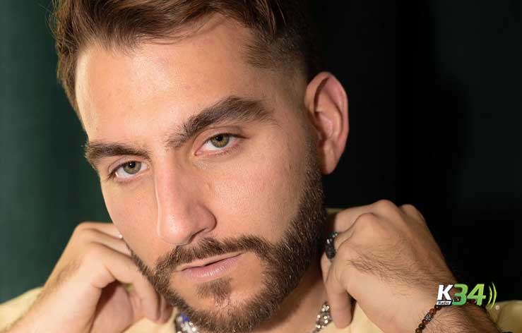 Tres Dedos se inspira en el poder del amor en su nuevo sencillo “A Tu Lado”