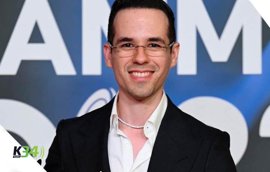 Edgar Barrera se lleva a casa tres premios Grammy Latinos