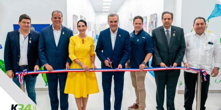 Primera Dama entrega moderno pabellón oncopediátrico