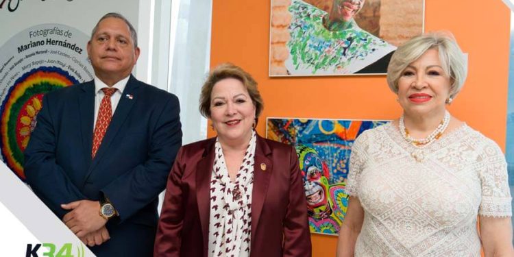 Embajada Dominicana en Panamá inaugura Salón Cultural Pedro Mir