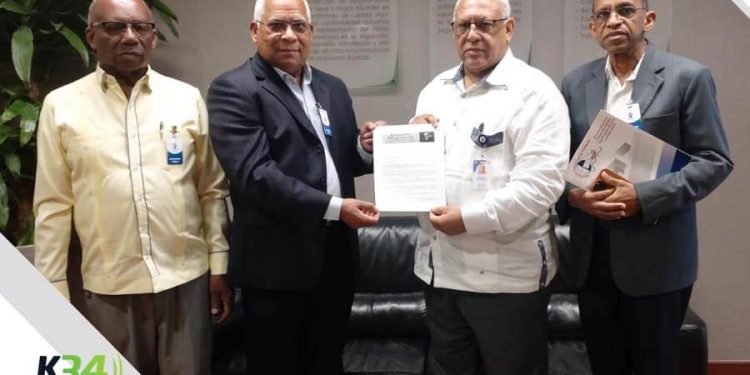 Corriente Magisterial gestiona ante SISALRIL solución de licencias médicas y otros derechos docentes