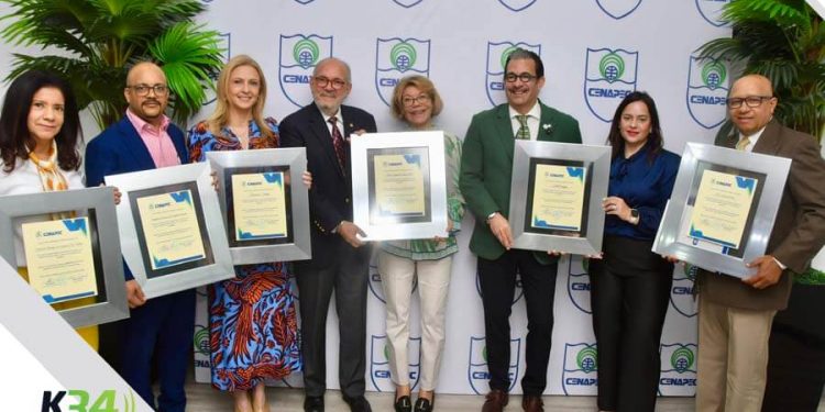 “Padrinos de la Educación”, un programa que transforma vidas de la mano de empresarios 