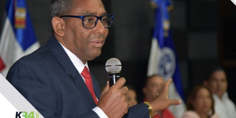 Director general UASD Barahona lamenta muerte hijo de senador