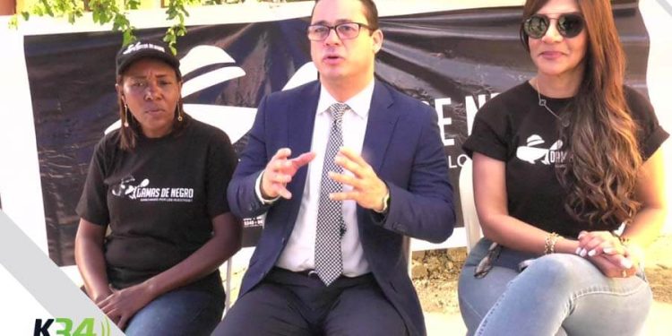 Fundación Damas de Negro entrega casa a madre con hijo con la Condición de Autismo