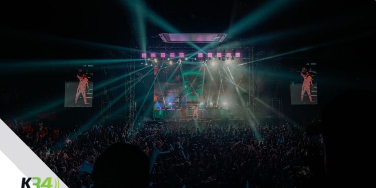 Manny Cruz, a casa llena en el Arena del Cibao