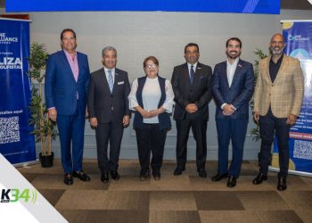 Comunidad aseguradora de RD se prepara para temporada ciclónica en el foro Vientos de Preparación organizado por One Alliance Seguros