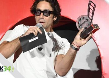 Cuarencena triunfa en V Premio de la Crítica Adopresci