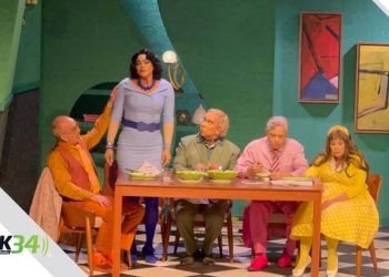 La lechuga muestra afortunada de la ola teatral que nos cubre