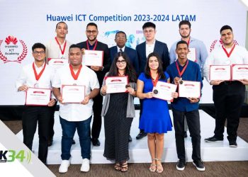 Huawei y MESCyT reconocen a estudiantes por su participación en ICT Competition 2023-2024