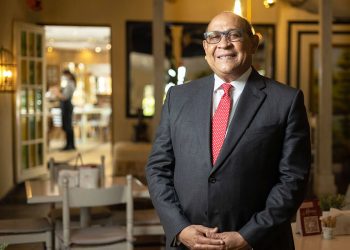 ¿Quién es Rafael Santos Badía en República Dominicana?