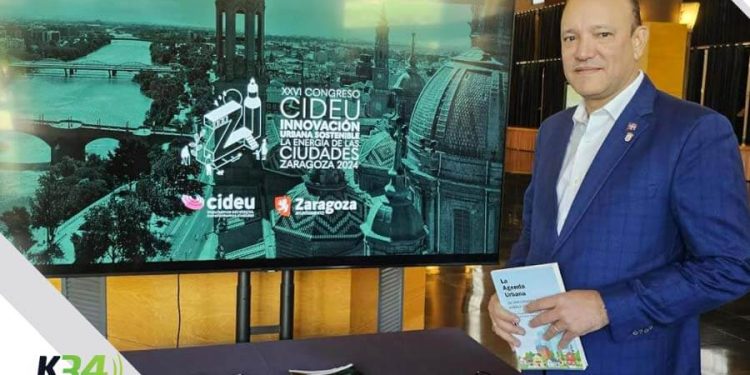 Alcalde de Santiago participa en España en Congreso Innovación Urbana Sostenible