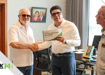 Alcalde Dío Astacio recibe propuesta para construir zona industrial en Santo Domingo Este