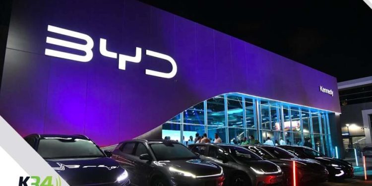 Karina Larrauri y Roberto Cavada comparten experiencias al volante de  BYD