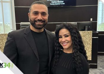 La Alcaldesa del Doral, Christi Fraga, reconoce a Carlos Mesber por su aporte en la industria del entretenimiento