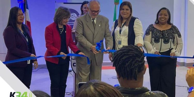 CENAPEC realiza 3ra. Edición de la Feria de Empleo y posiciona a 300 jóvenes en el mercado laboral