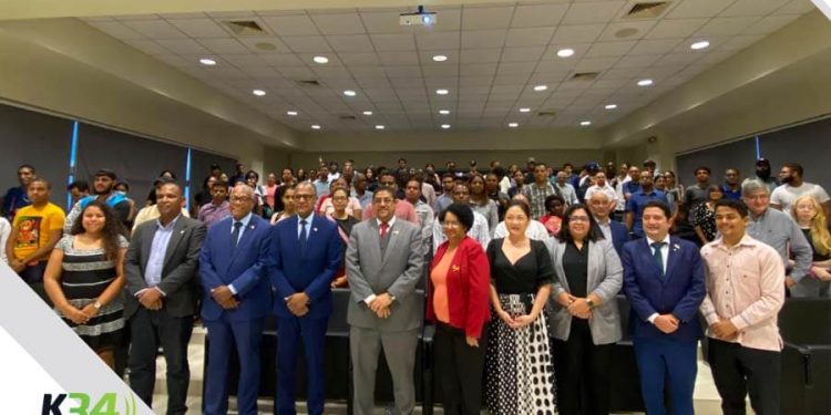 Huawei realiza lanzamiento del ICT Academy en la UASD