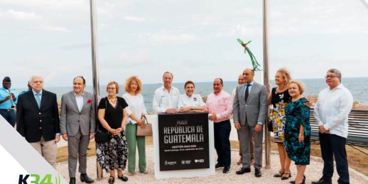 Alcaldía del D.N. y Embajada de Guatemala inauguran la Plaza República de Guatemala