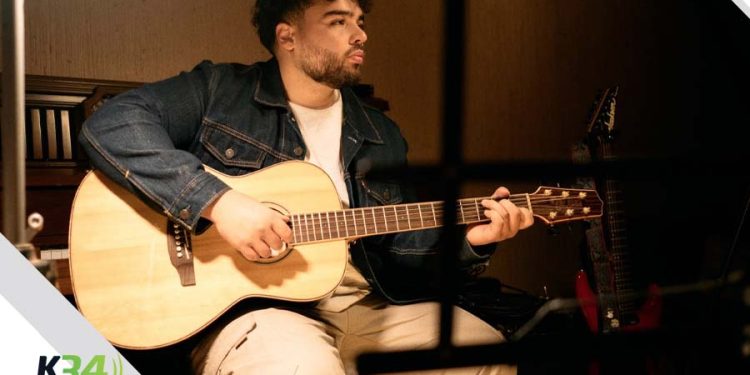 Alonso Castro presenta su nuevo disco "Siempre hay algo que salvar"