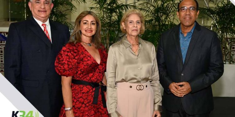 Inauguran exposición de Clara Ledesma "El sueño perenne” de la colección Báez-Tavárez