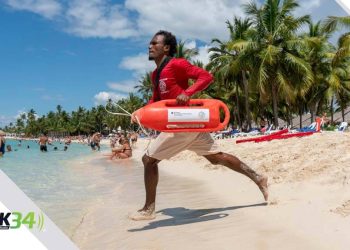 Happy Dolphins DR y la Embajada de Alemania fortalecen la seguridad acuática en Playa Dominicus, Bayahibe