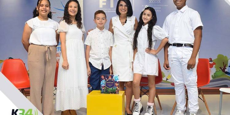 Cinco niños y niñas de FAM destacan en la Feria Internacional del Libro de SD