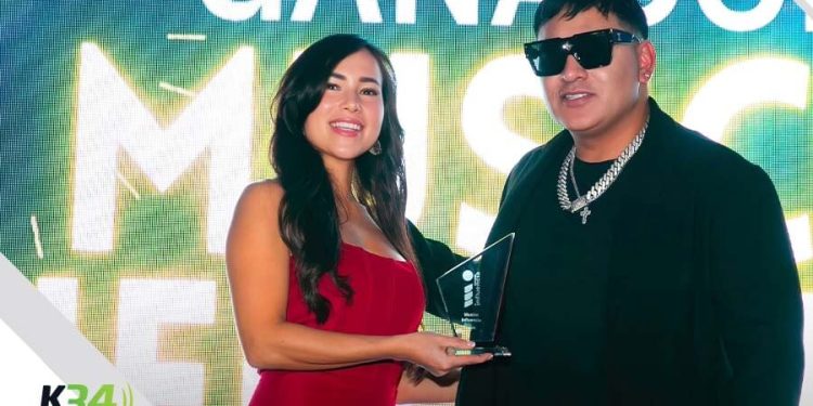 Pierre La Voz gana el Premio Influencia en Canadá
