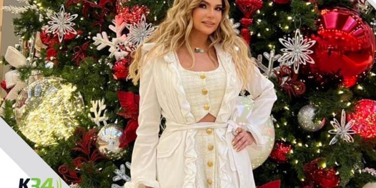 Ambar lanza su nuevo tema “Unidos En Navidad” una canción que habla de amor y unión