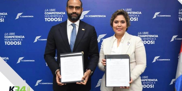 Pro-Competencia y el CODESSD firman acuerdo para fomentar de manera conjunta la libre competencia en el país