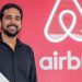 Reconocen a influencer dominicano por su contribución al auge de Airbnb en RD
