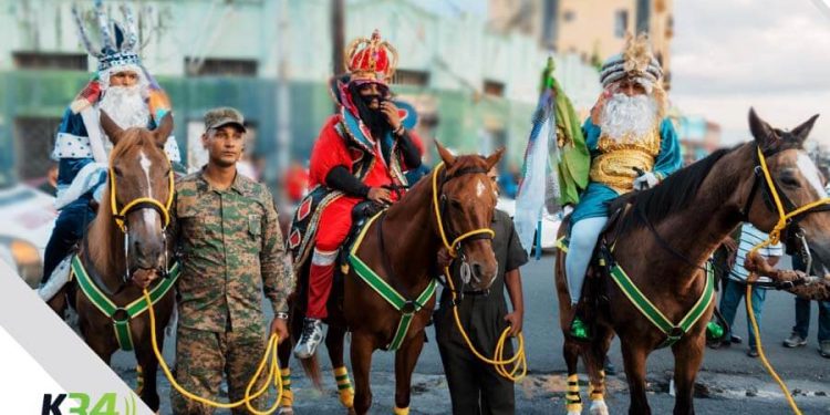 Bomberos del DN realizarán el tradicional desfile del Día de Reyes este domingo