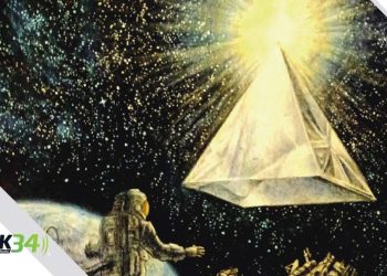 “Cantos Cósmicos”, el primer poemario de Bryan Hutchinson