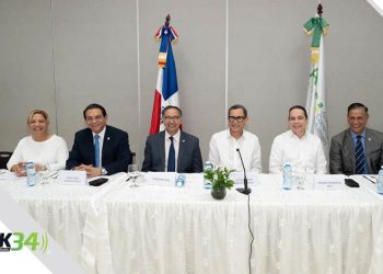 Ministerio de Trabajo y ACIS abordan programas de empleo, reforma laboral y la propuesta de aumento salarial