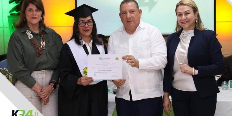 COOPNAMA y la Universidad Cooperativa de Colombia gradúan colaboradores