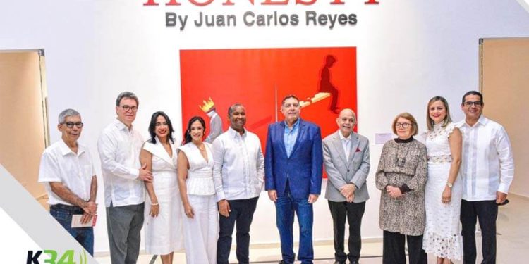 Juan Carlos Reyes Inaugura “Honesty” en el Museo de Arte Moderno, una Invitación a Vivir el Arte desde la Autenticidad