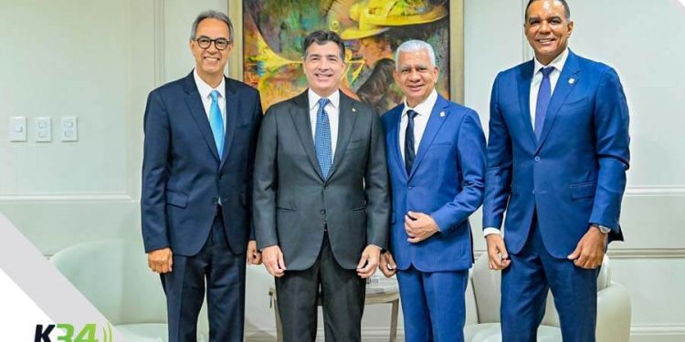 Senado rinde homenaje al poeta José Mármol por su legado literario