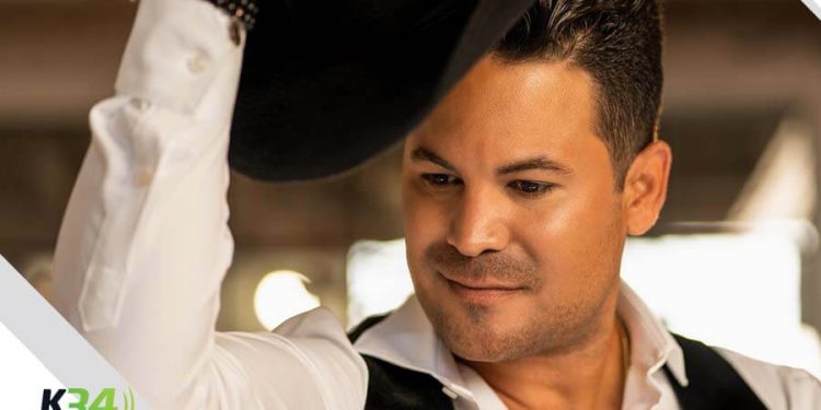 “Y no se equivoca”: Leyder lanza una emotiva fusión entre cumbia norteña y pop