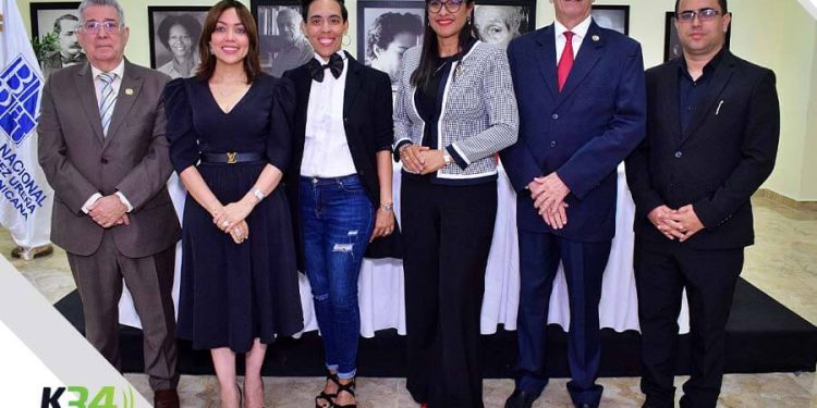 Presentan “Manual práctico para cuidadores de pacientes con mal de Parkinson”